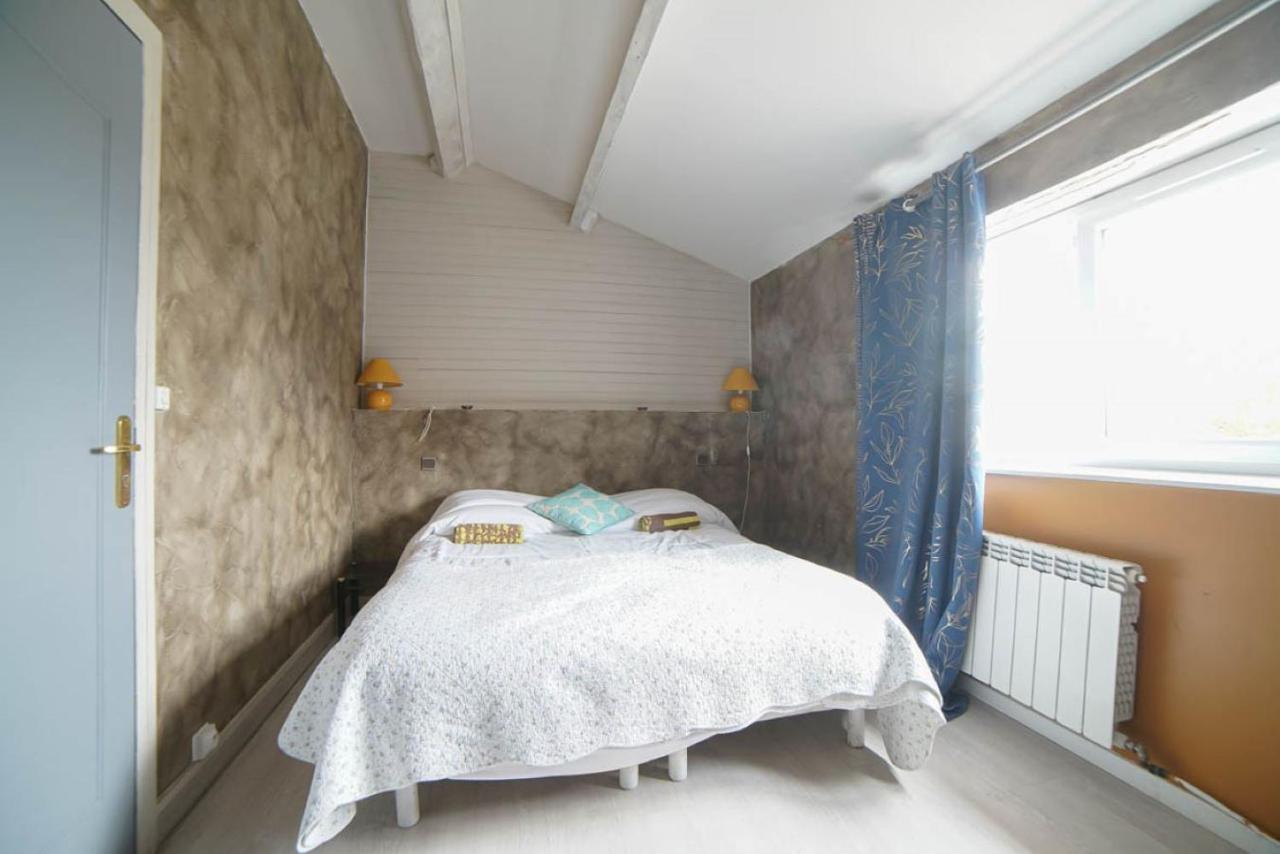 Chambres Individuelles Avec Cuisine Commune Tilloloy Exterior foto